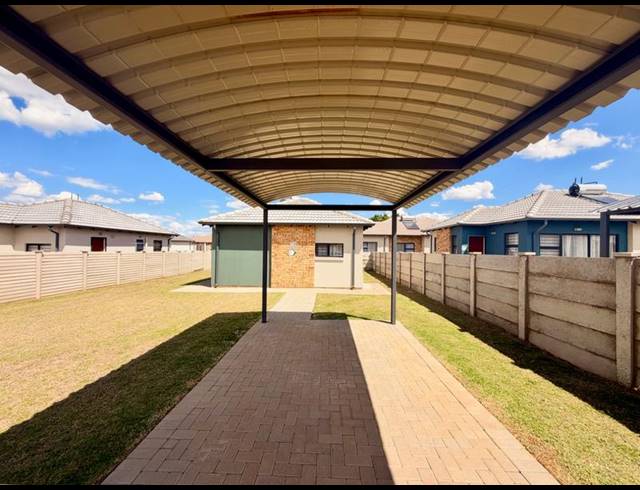 2 BEDROOM HOUSE FOR SALE IN VANDERBIJLPARK CW 5